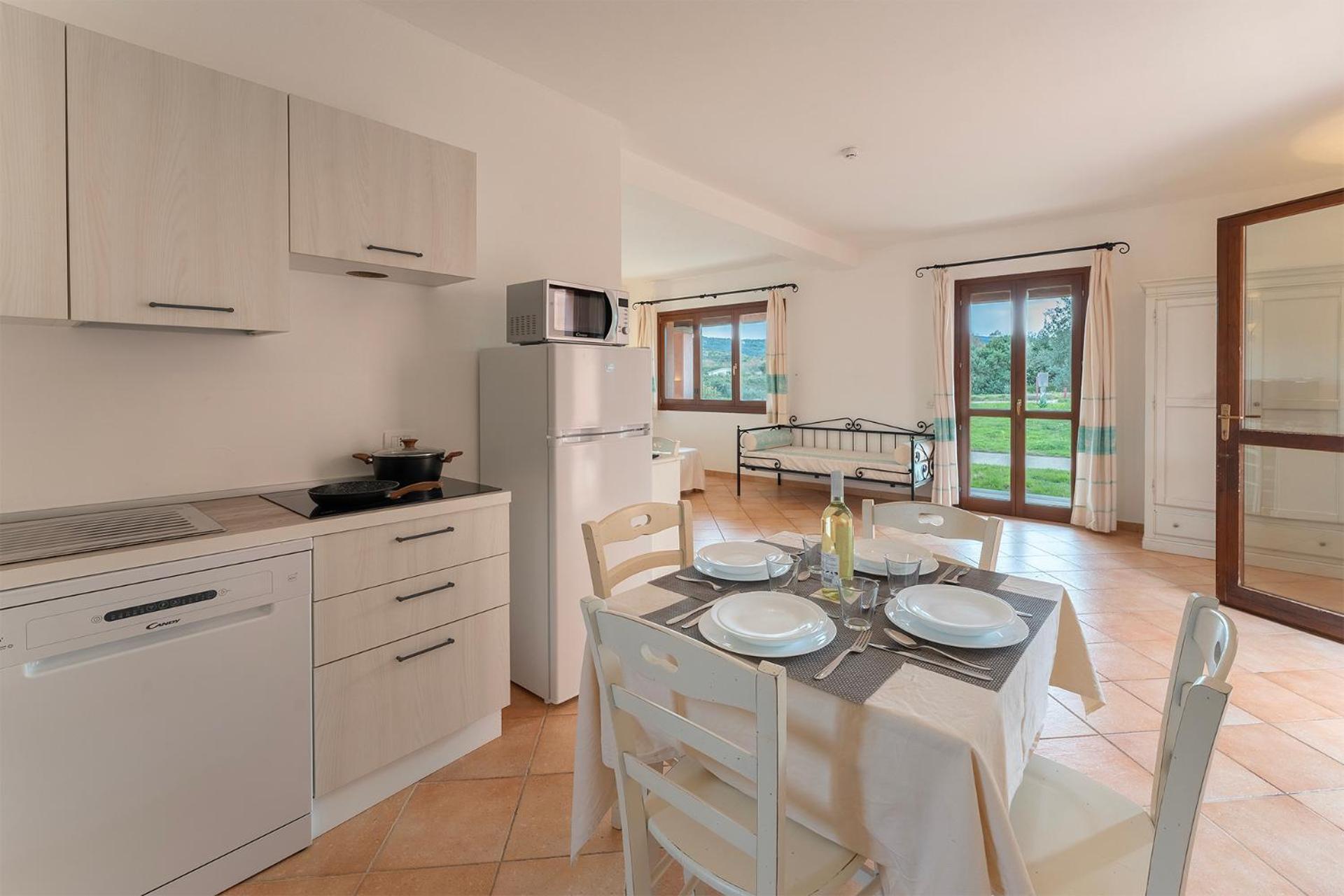 Residence Pierre & Vacances Vignola Mare Exterior photo
