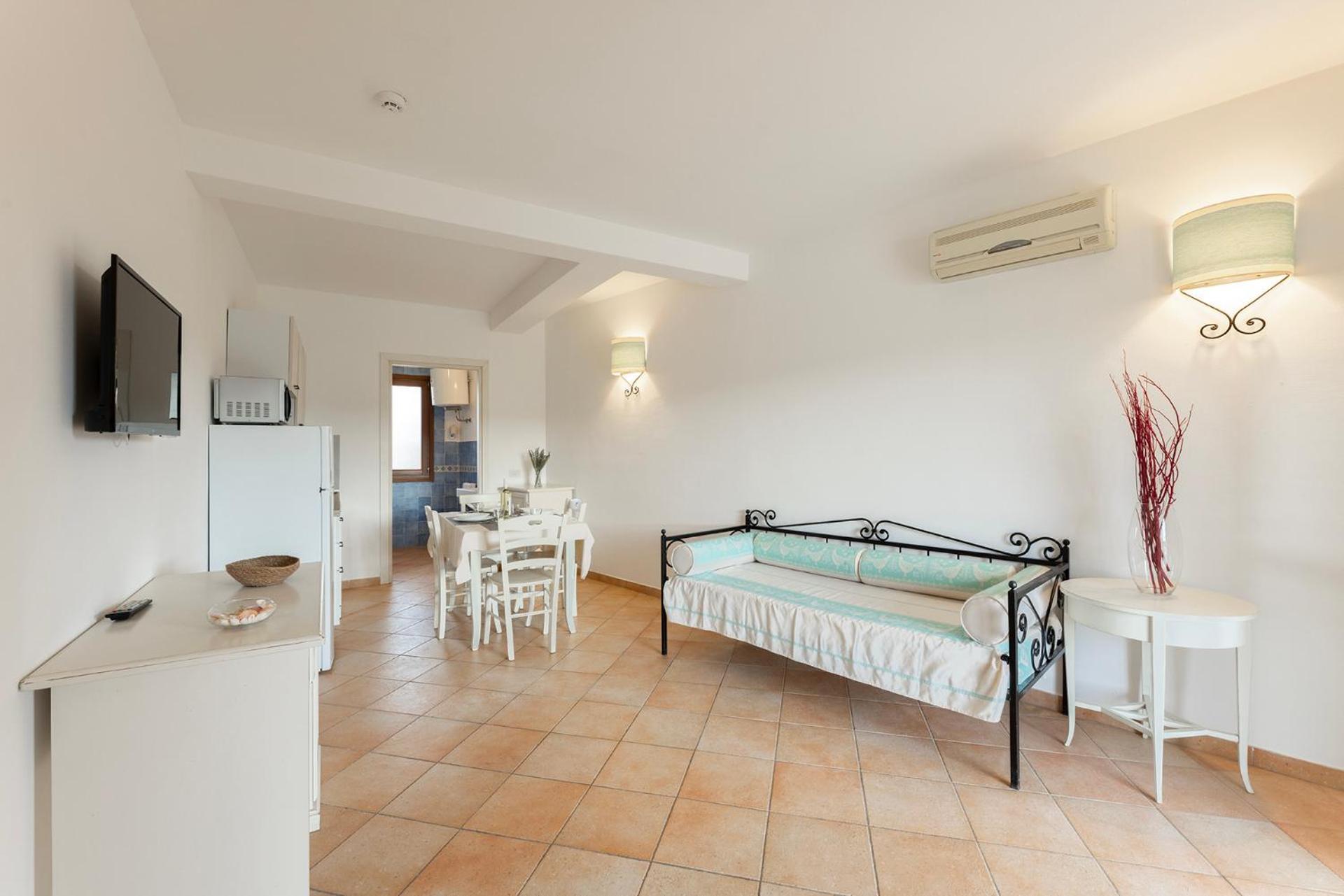 Residence Pierre & Vacances Vignola Mare Exterior photo